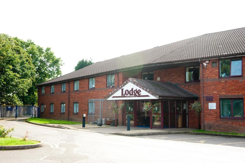 The Lodge Hotel 伯明翰 外观 照片